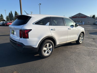 2022 Kia Sorento LX