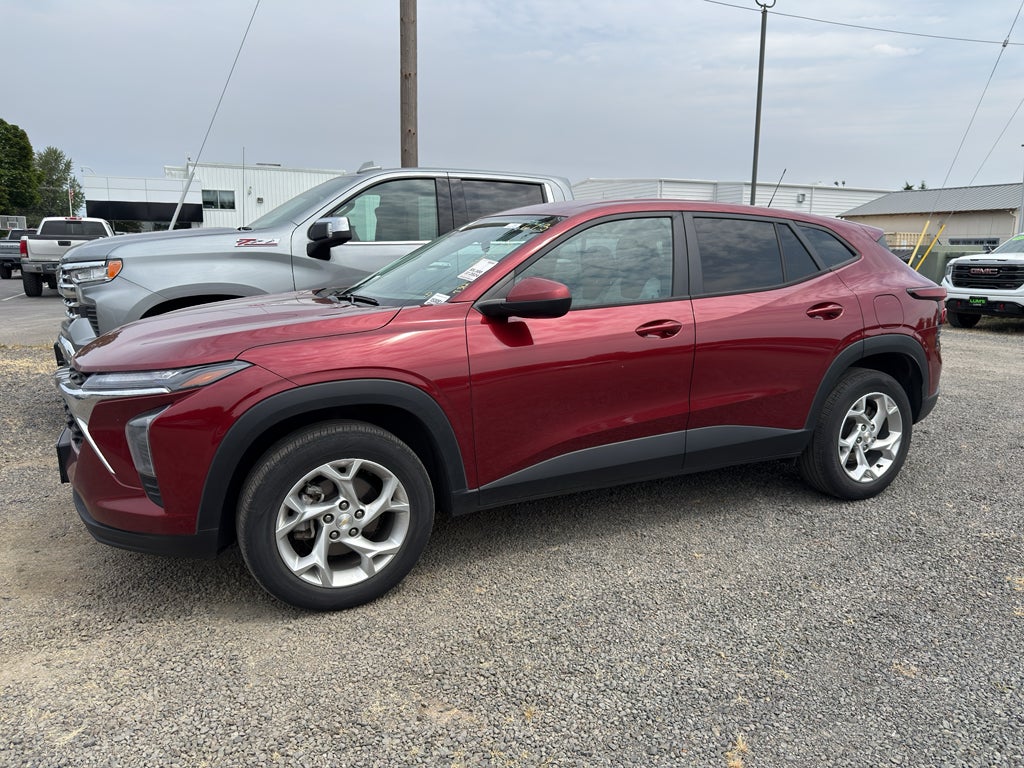 2024 Chevrolet Trax LS