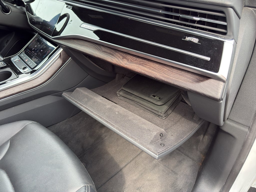 2019 Audi Q8 55 Premium
