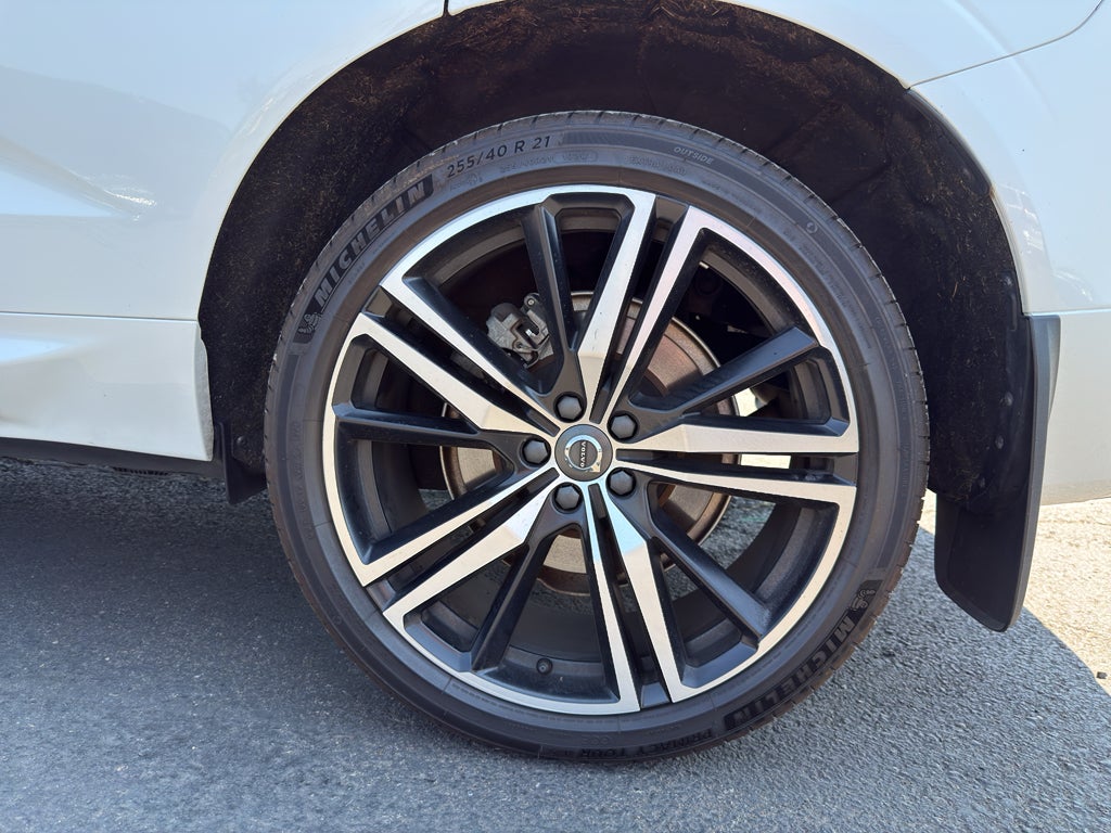 2020 Volvo XC60 R-Design - Photo 33