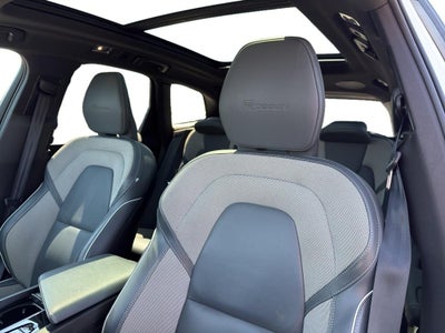 2020 Volvo XC60 T6 R-Design